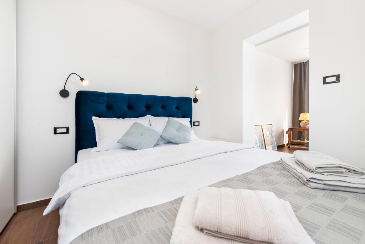 Apartments Sanja-New Renovated Ровинь Экстерьер фото