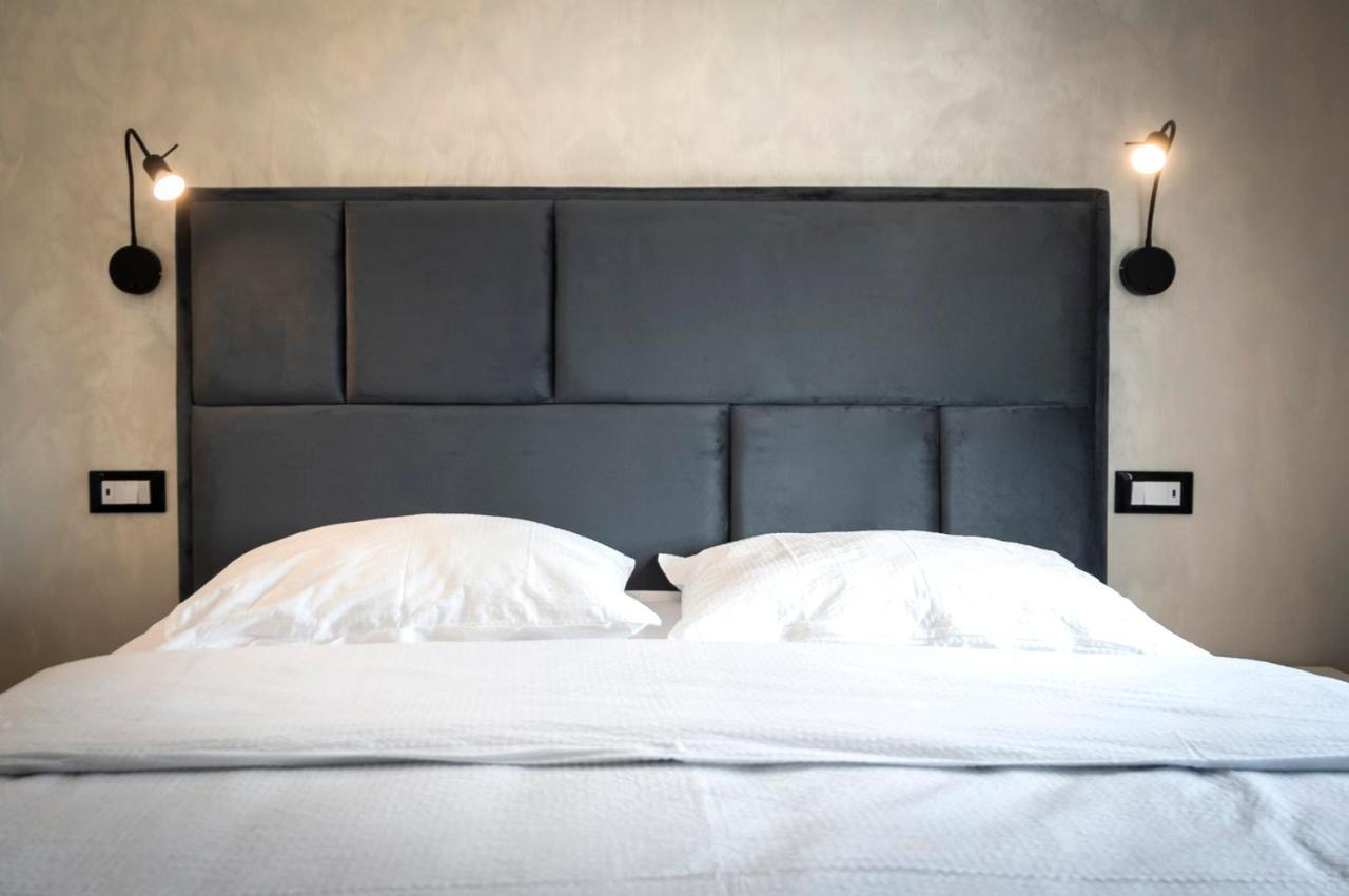Apartments Sanja-New Renovated Ровинь Экстерьер фото